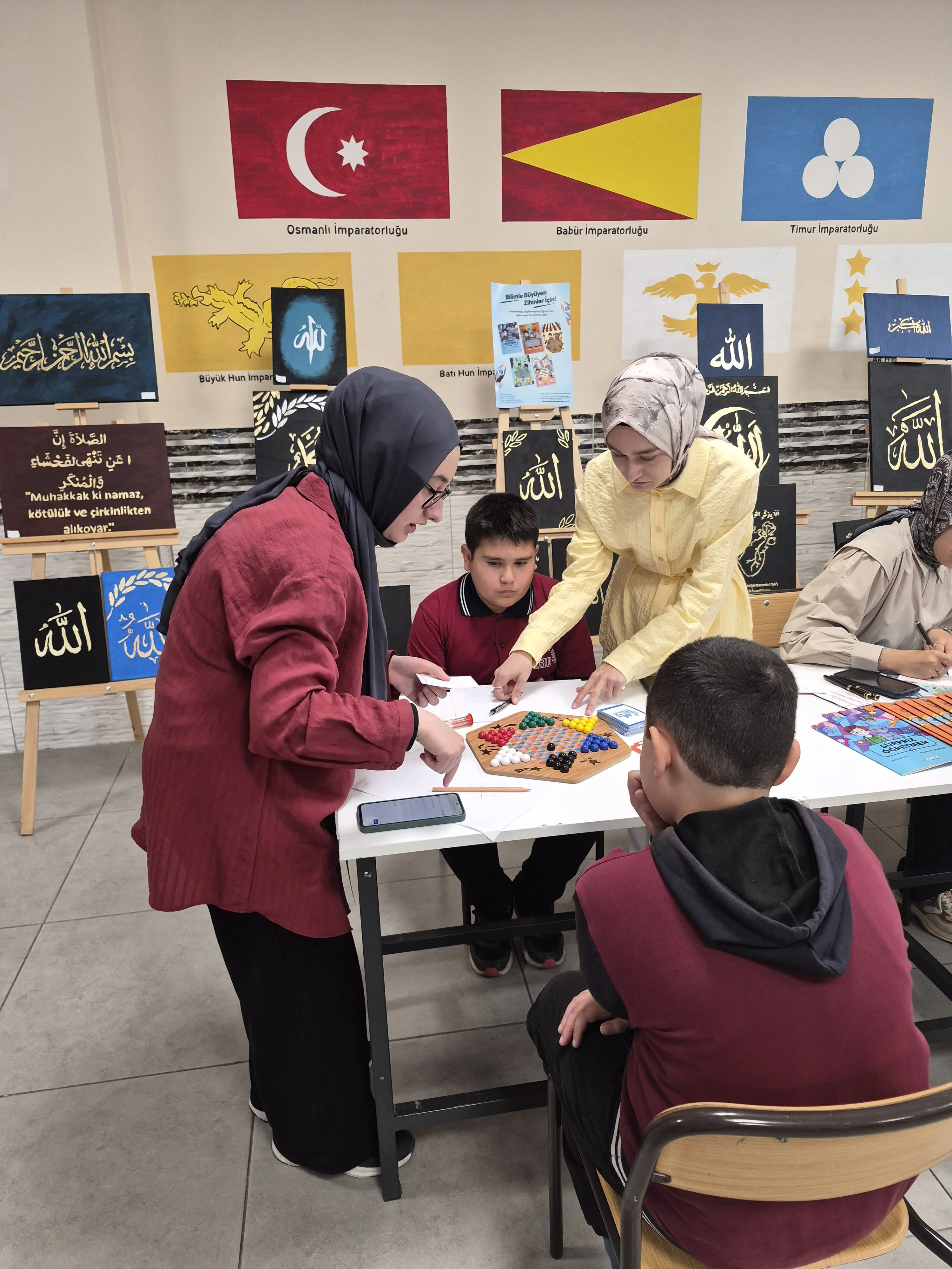 Fakültemiz İlköğretim Matematik Öğretmenliği Programı öğrencilerinden Türk Anadolu Vakfı İmam Hatip Ortaokuluna Anlamlı Ziyaret